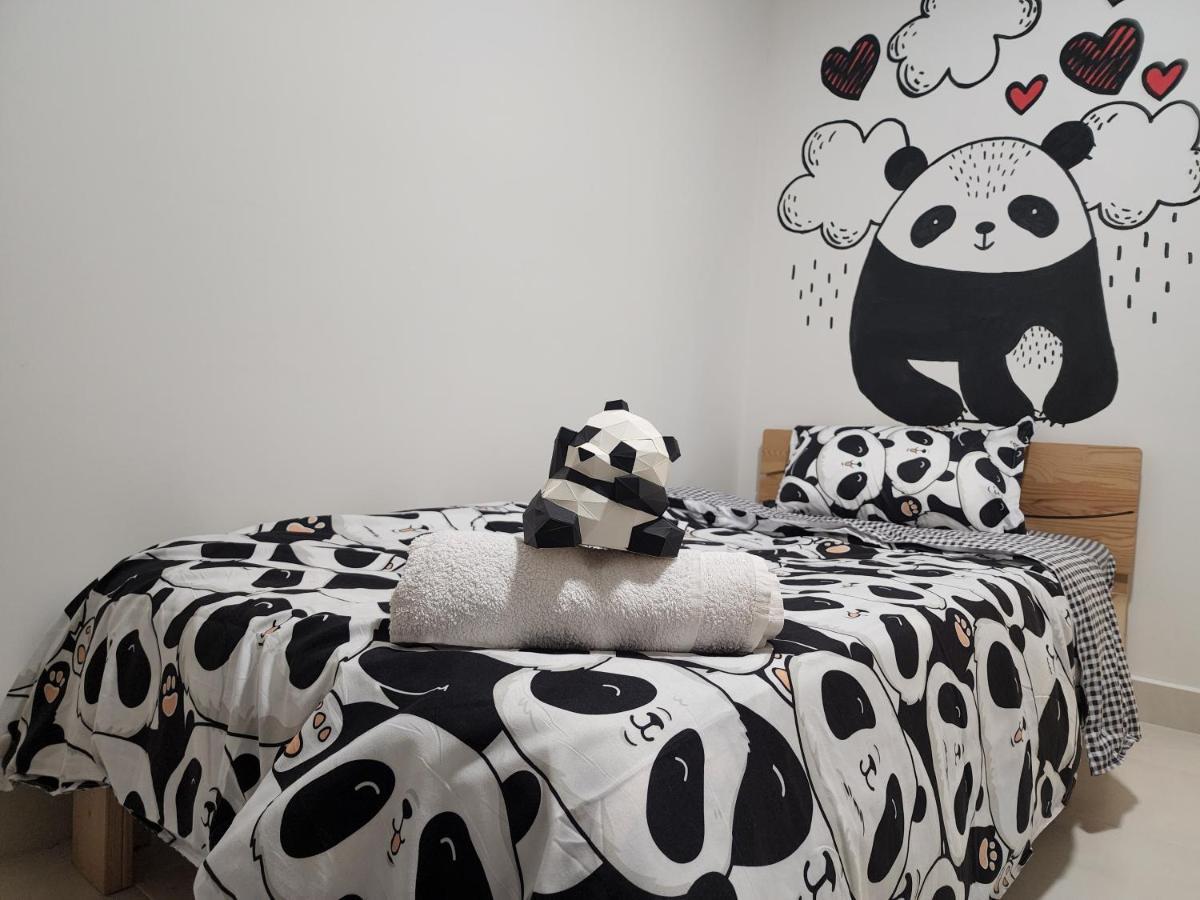 Netflix Panda House 3B2R Rimbayu Kota Kemuning With Atari Games Apartment Teluk Panglima Garang Exterior photo