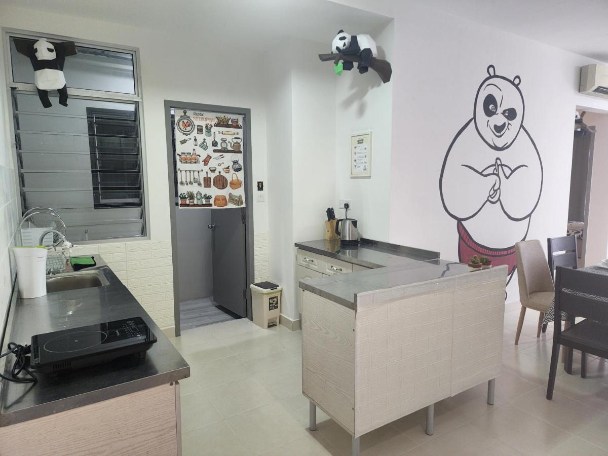 Netflix Panda House 3B2R Rimbayu Kota Kemuning With Atari Games Apartment Teluk Panglima Garang Exterior photo